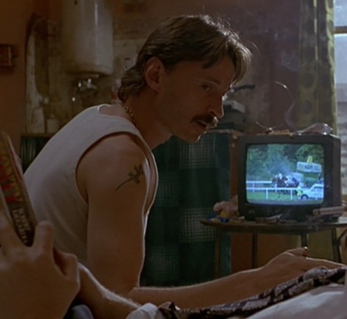 eccentricouatluvr: Robert Carlyle in Trainspotting      4/? screencaps by me  :)