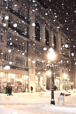 r2–d2:  snow evening by (my lala) 