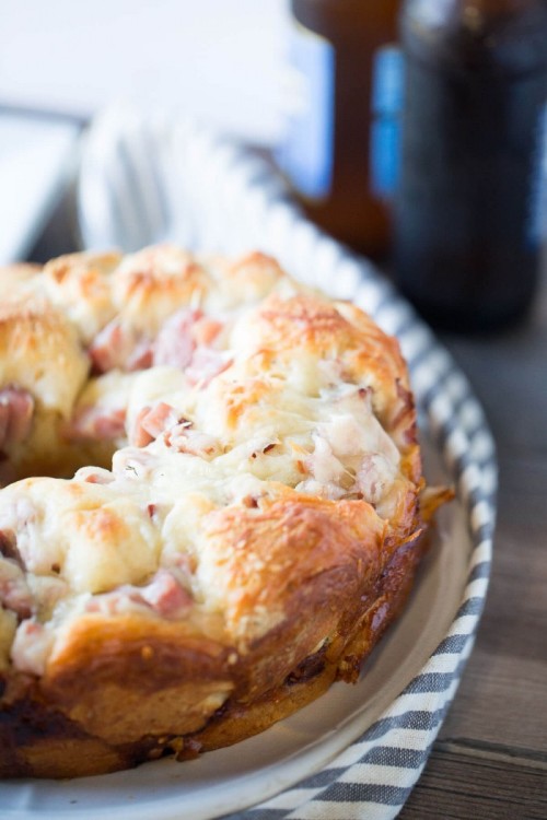 Ham and Swiss Monkey Bread Recipe All we need is food ♡