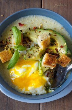 in-my-mouth:Creamy Grits with Poached Egg