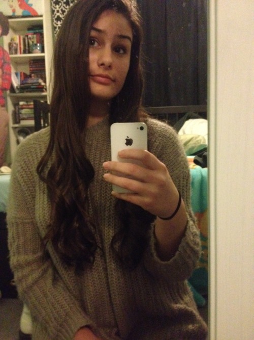 convenientlyxfragile: So I managed to look like a girl for once thanks to my friend and the fact I h