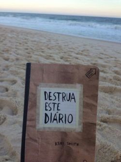 #Destrua Este Diario #Wreck This Journal