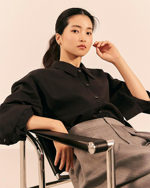 wkwz:  ‘20 autumn frontrow x kim taeri