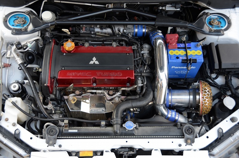 jasonkha:  2006 EVO IX on Volk RE30s.