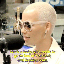quickweaves:  pradakunt:Amber Rose speaks up about Kylie and Tyga’s relationship