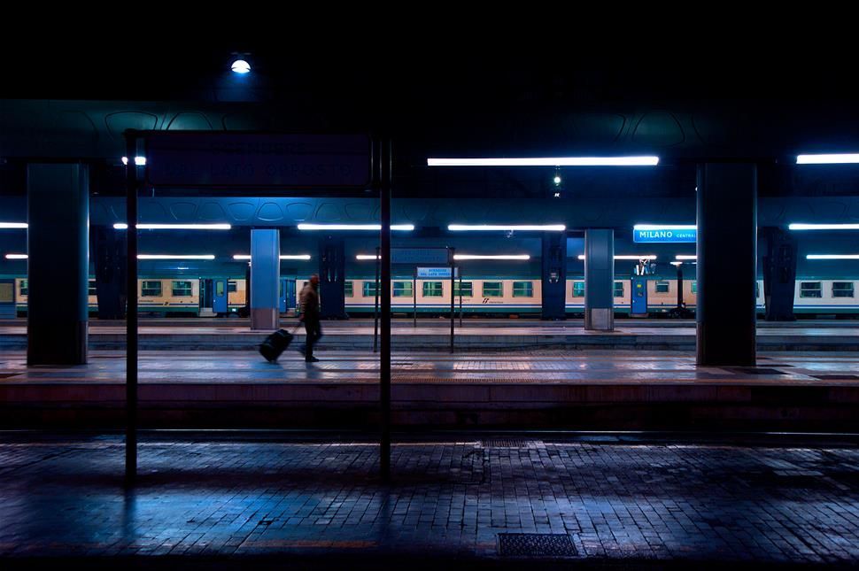 hawxr:  Am Bahnhof irre ich umher und finde den Zug in deinen Kopf einfach nicht