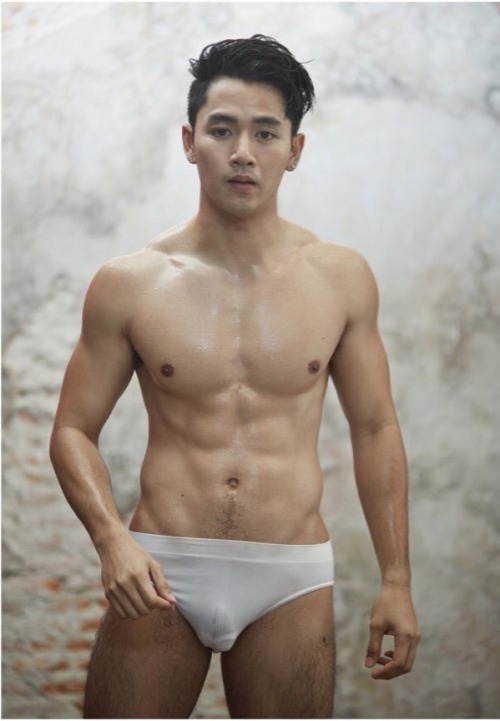 spyman3399:  thairocky:  Thai Model : อิคคิว Natthawat  หล่อ ชัดเจน