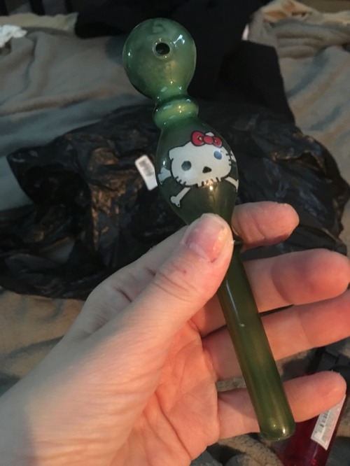 New pipe! Totally cute and rad