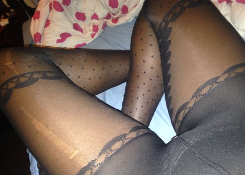 worninprivate: Laddered black patterned tights.