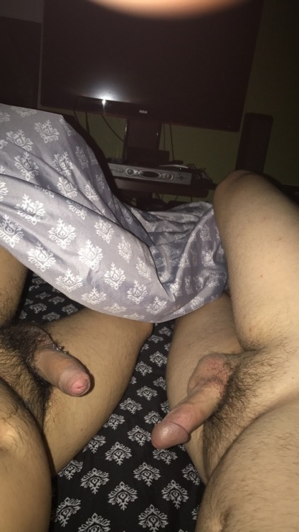 Porn Pics chiliedudes: anthonyvposts:  Just a little