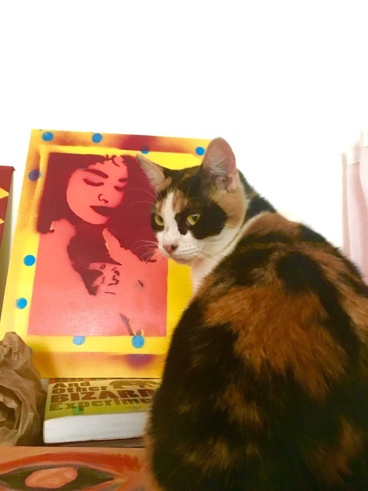 Kitty Uchis + a gift of art by Lionel 😇