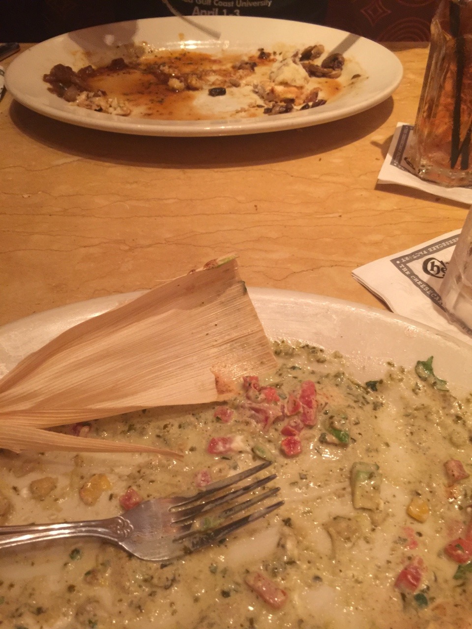 gaininggeeks:  A friend sponsored our meal and we ate way too much at Cheesecake