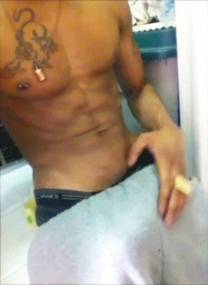 bustyournutt:  amazinasi:  thickboyswag:  Damn  My husband  http://bustyournutt.tumblr.com/