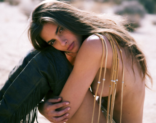 Rayne by Kesler Tran adult photos