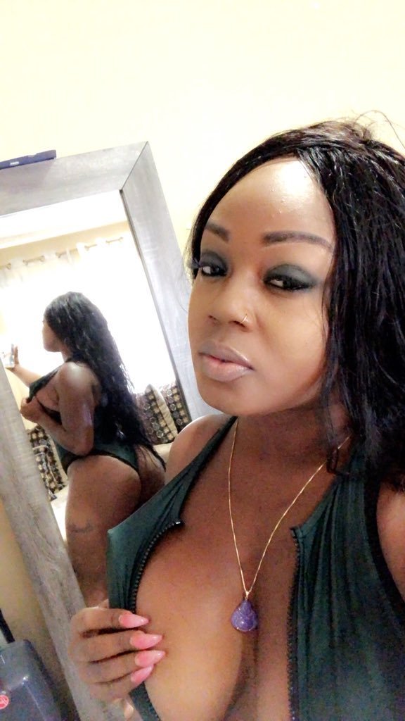 hornythots:  Burst ❤️