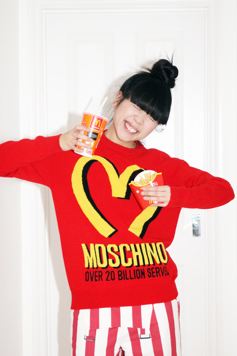 spermspeed:  &lsquo;Over 20 Billion Served Sweater&rsquo; From Moschino SS14