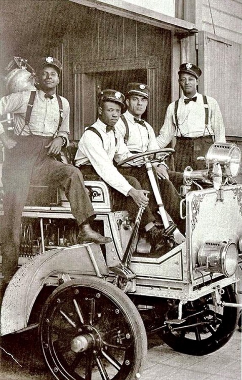 deweydell25:  Vintage photo of African American Firemen discoverblackheritage.com (via Pinterest) 
