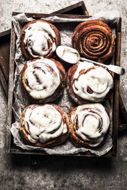 saltedtartine:lemon poppy seed sticky rolls.