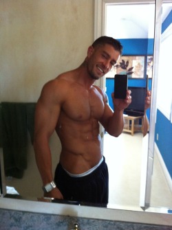 fitnessrats:  Cody Cummings :) 