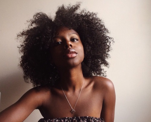 curls-bythapound: I feel more at peace than usual ✨