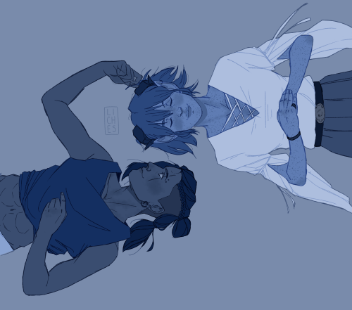 allofthemliches:they’re gorlfriedns[id: a blue monochrome drawing of beau and jester from crit