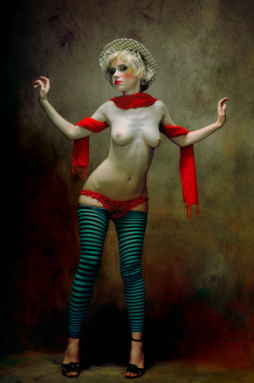 selectiveaffinities:  DANCING AGNIESZKA by *JREKAS