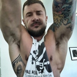 https://64.media.tumblr.com/4ac75f61394bfccca8ed0047cbe3e106/tumblr_p7jbpp0mKM1qce4azo1_500.jpg