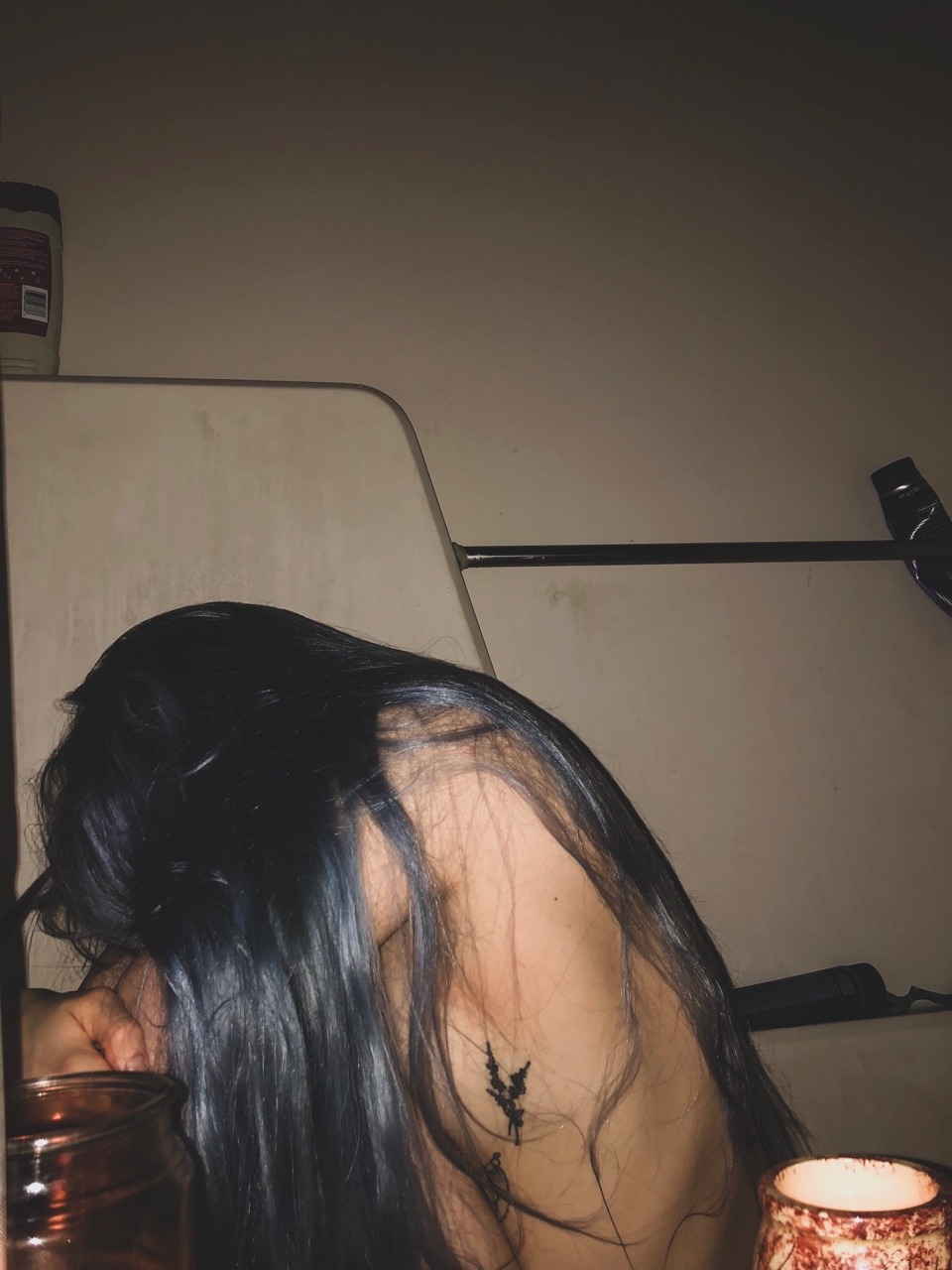 ballad0fthesalad:   i like taking emo candle lit bathtub pictures hi  also i’m
