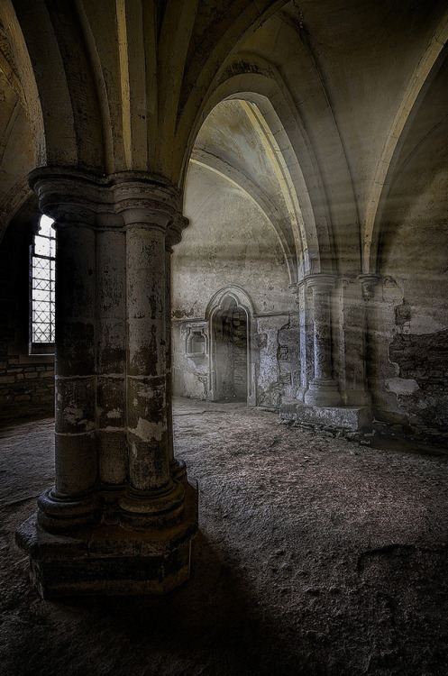 medieval-woman:Lacock Abbey 5 by HDR Dave 