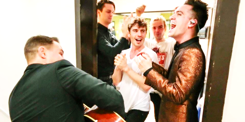 teenagepunks-blog:  backstage in mexico 1.11.14 