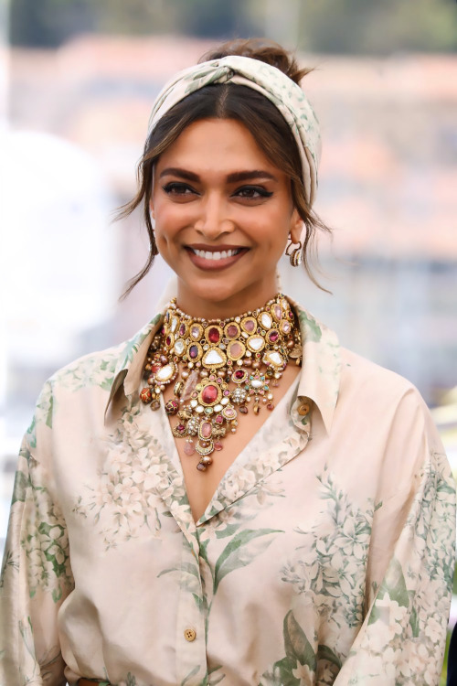 Deepika Padukone attends the photocall for the Jury during the 75th Annual Cannes Film Festival at P