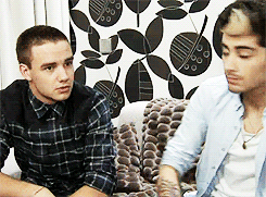 waitingupallnight41d:  Liam: I’m a ninja   Harry: I’m a cupcake    Liam: But
