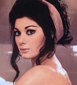 istitutofemminile:  Edwige Fenech