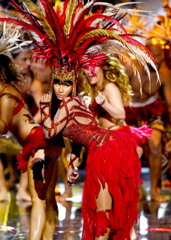 revolutionarykoolaid:  burnixminaj:  Nicki Minaj performs ‘Trini Dem Girls’ at the 2015 VMAs  this was such an important moment doe, to open a major award show with an afrocentric performance. and i hate that it’ll be overshadowed by her moments