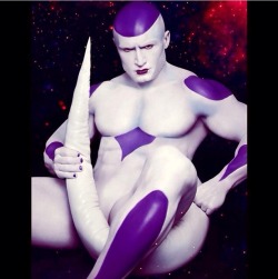 bravermonster:  Sagat Frieza 