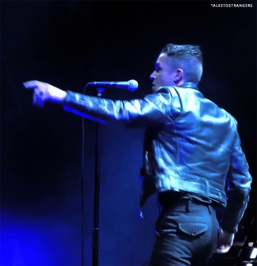 talkstostrangers: ashotatthenight:  baby got back 🍑   Bien maduro el durazno.