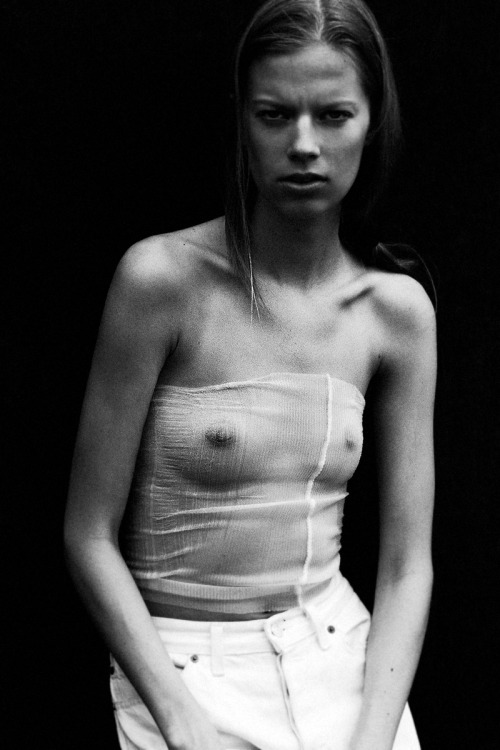 not-a-pretty-girl:Lexi Boling 