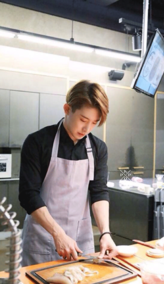 Wonho ; Bf Material ❄️