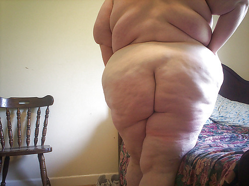 fat-naked-old-grannies:  Big fat beautiful dimpled ass! This is clearly a cellulite