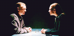 n-haught:  Gifset per Fringe episode - 1x07  I’ve never had a conversation with