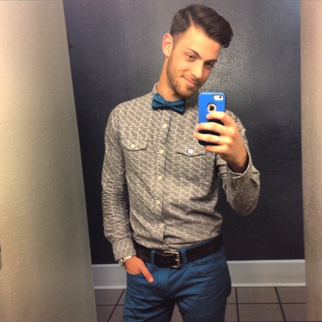 diverguy07:Friday Tie-Day! #bathroomselfie #ootd #lookbook #aboutalook #me #hairgame