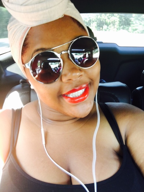 poeticmindset:  Happy Blackout Everyone ! 😘😘😘