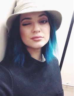 https://69.media.tumblr.com/4adaa8c4d7ed13a94fad01f3d24f0946/tumblr_n5k5prYuBj1r1yxowo1_500.jpg