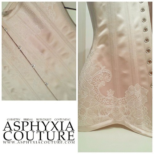 Nude satin underbust with hand cut white chantilly lace. ** Currently taking last orders for 2014. P