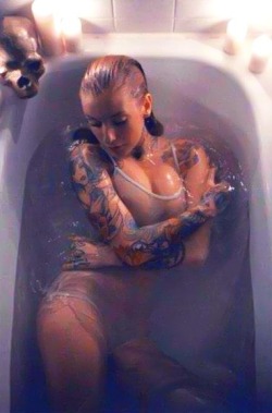 womenwithtatoos:  Check out more Hot girls
