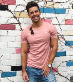 hotinjeans:  Ryan Greasley