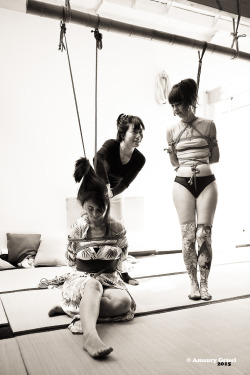 amaury-grisel-shibari:  workshop with Kasumi Hourai at “la place des cordes” Photography : amaury Grisel 