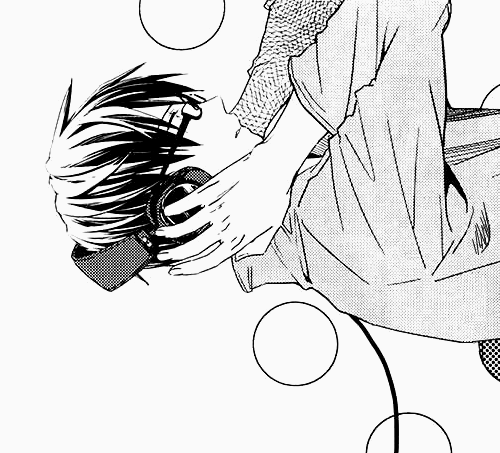 Edi's reading yaoi