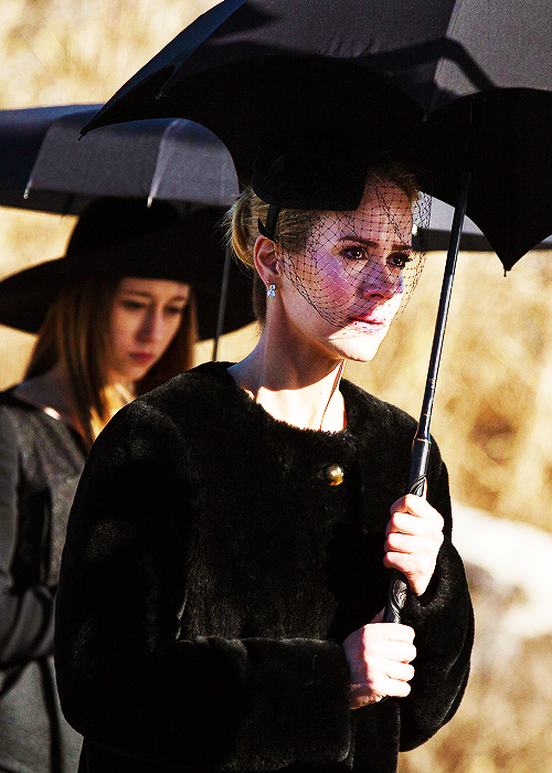 youjusthadasaladtoday: fionagoddess: 3x13 The Seven Wonders HOLD THE FUCK UP SHE GOT EYES NOW?!?!?!?