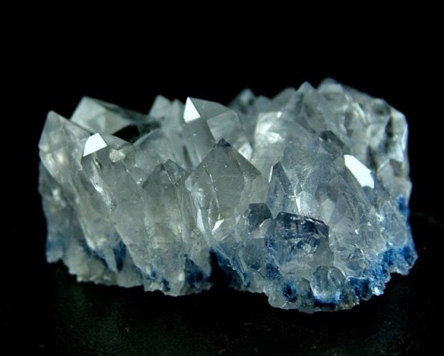 bijoux-et-mineraux:Quartz with Dumortierite inclusions - Vaca Morta quarry, Serra da Vereda, Boquira